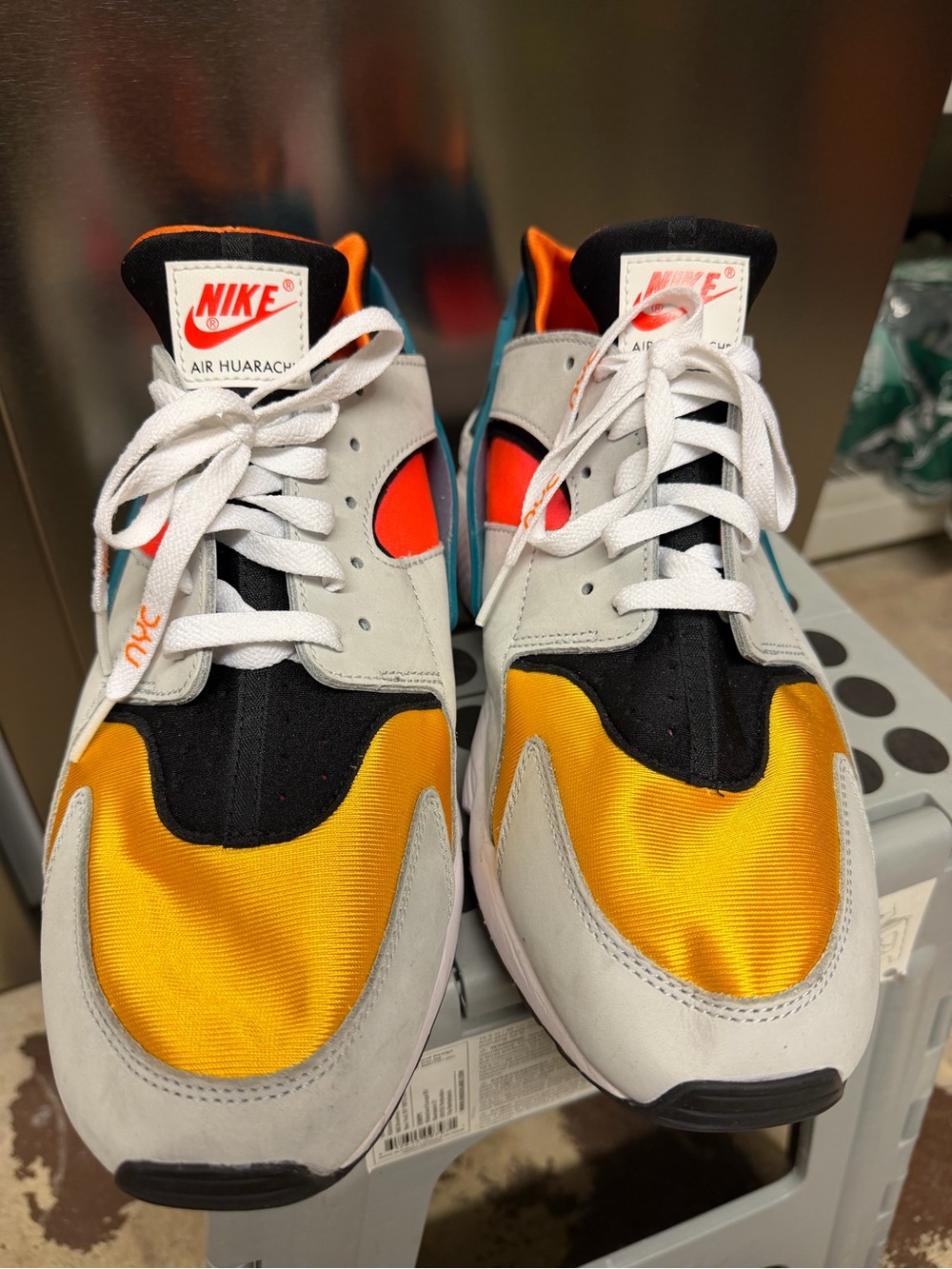 Nike Mens Multi-Color Air Huarache Sneakers — Yellow, Black, Gray, Orange, Teal